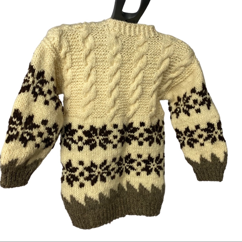 Wool hand made sweater